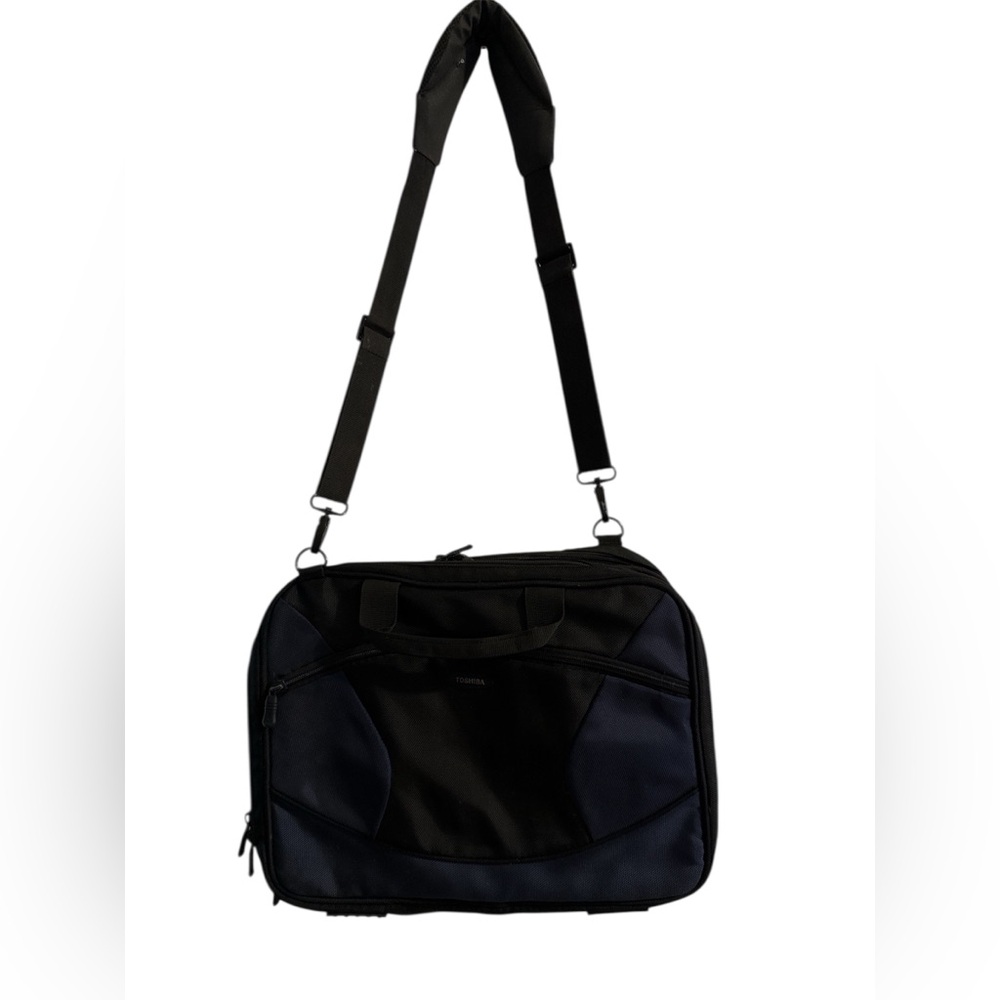 Toshiba 16" Extreme Briefcase Laptop Carry Bag Shoulder Strap Case 4 Pockets